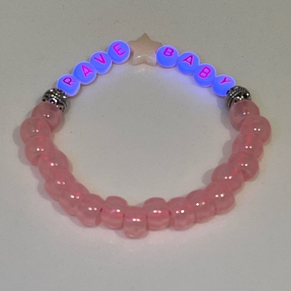 Kandi Swiftie glow in the dark festival concert bracelet RAVE BABY, OOAK - Picture 5 of 5
